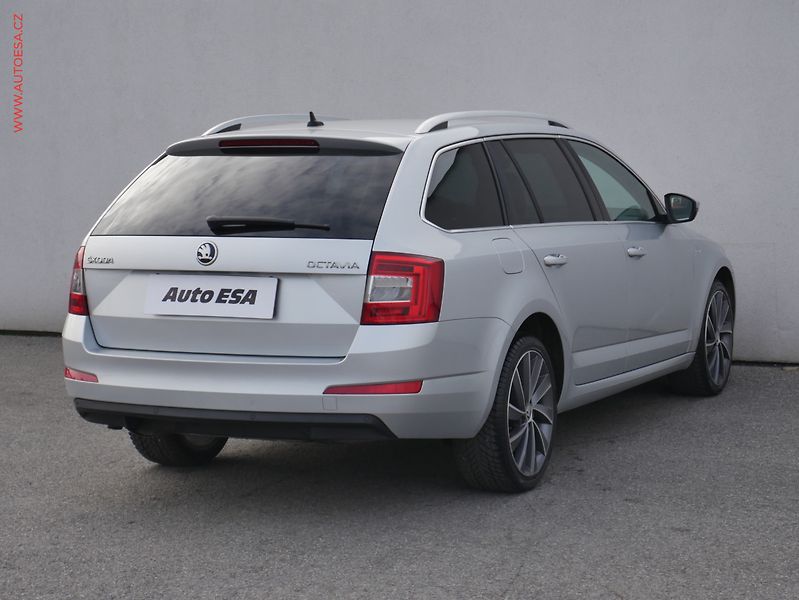 Škoda Octavia (2017) 2.0 TDi, ČR, L&K, DSG - fotka 4 z 25
