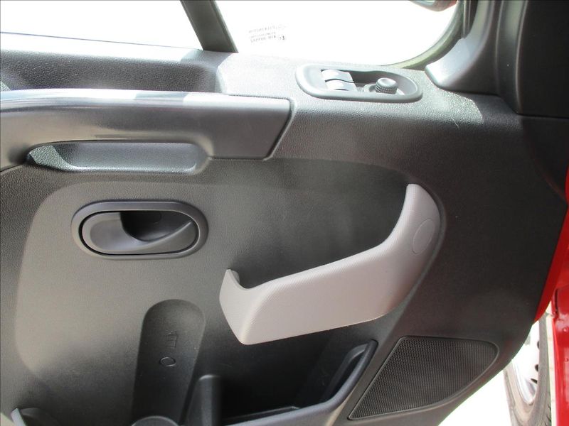 Renault Master 2,3 dCi 110k IZOTERM odp.DPH 1 - fotka 15 z 27