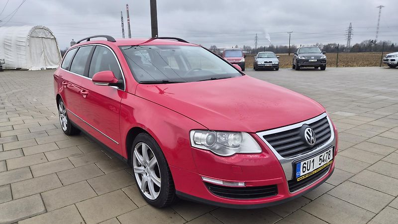 Volkswagen Passat Variant 1.8 TSi combi  - fotka 3 z 16