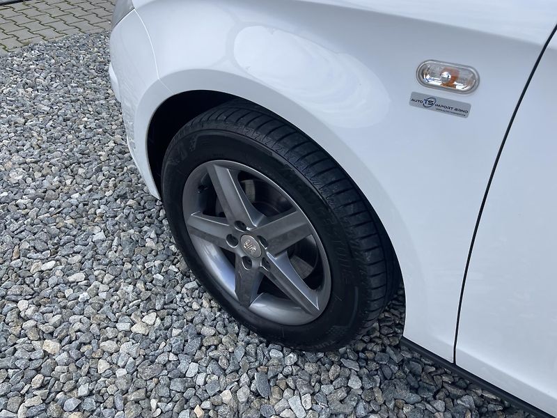 Seat Altea 1.6TDi 105PS XXL ECOMOTIVE TOP - fotka 27 z 189