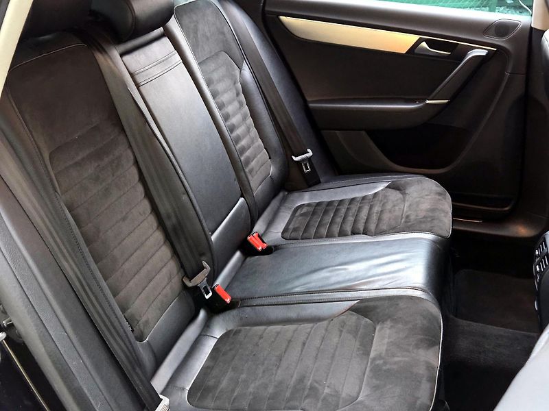 Volkswagen Passat TDi Highline, SERV.KNIHA       - fotka 29 z 51