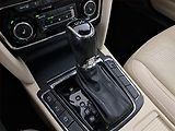 Škoda Superb (2014) 2.0 TDI, Automat, Kůže - náhled 13