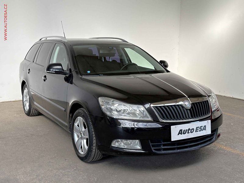 Škoda Octavia (2009) 1.4TSi, servis.kniha - fotografie inzerátu