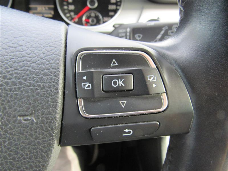 Volkswagen Passat 1,6 TDi 77kW Variant - fotka 21 z 30