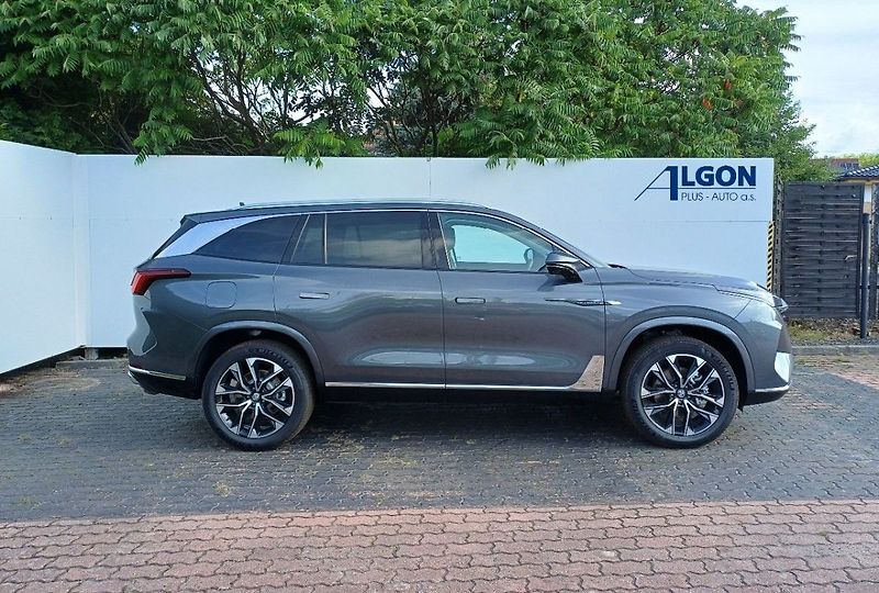 MG MGS9 Premium 1.5 TGI PHEV 220 kW - fotka 3 z 32