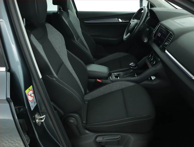 Škoda Karoq (2020) 1.5 TSI - fotka 7 z 14