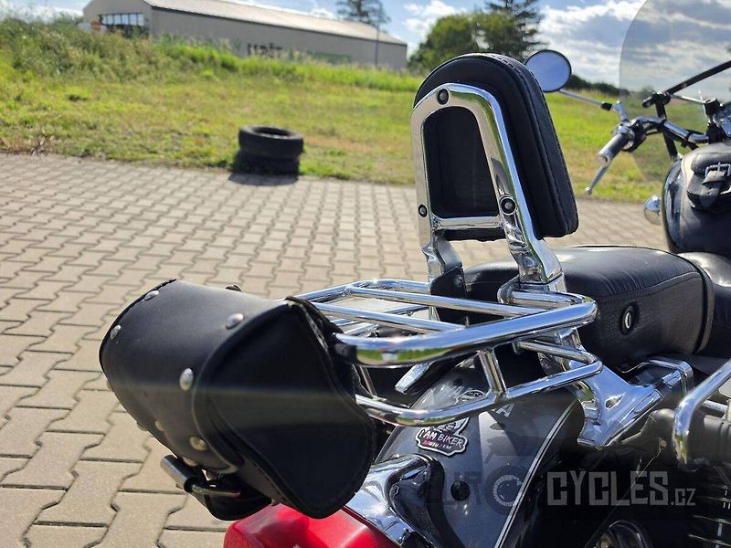 Yamaha XV 500 Virago (1995) - fotka 16 z 17