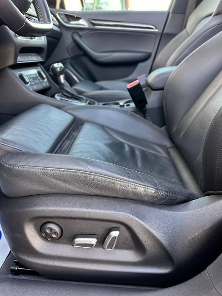 Audi Q3 (2018) S-LINE 2.0 TFSI 147KW PREMIUM+ - fotka 14 z 39