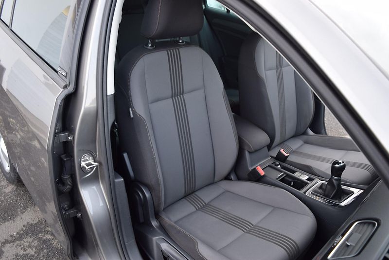 Volkswagen Golf Variant (2016) 1.4TSI 110kw COMFORTLINE TAŽNÉ - fotka 36 z 45