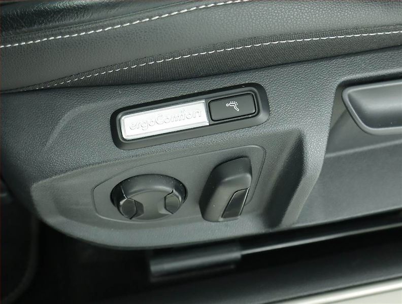 Volkswagen Arteon (2023) R-line 2.0 TDI - fotka 16 z 17