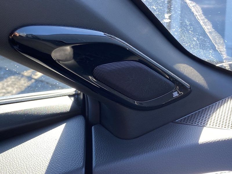 Toyota C-HR 1.8HSD, ČR, Selection JBL - fotka 17 z 18