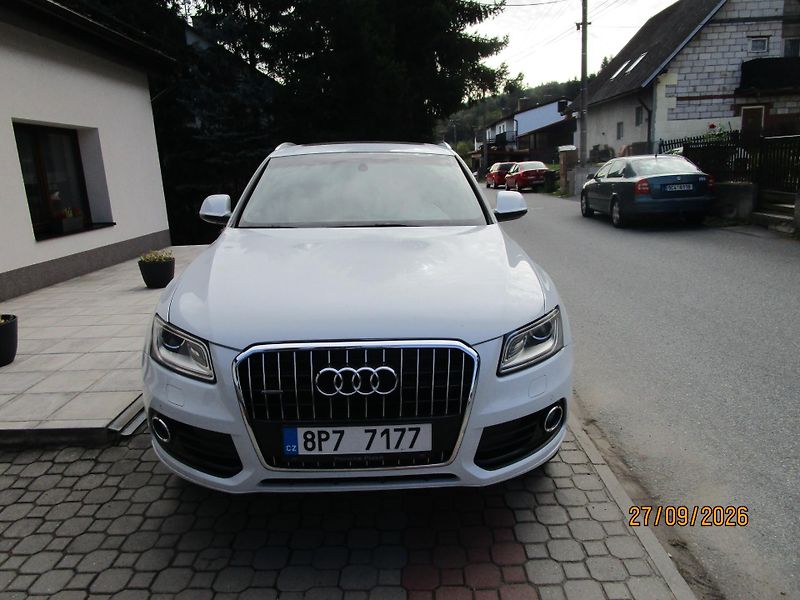 Audi Q5 (2014) 3,0 TDi S-line 4x4 - fotka 2 z 32