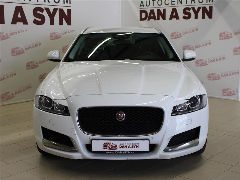 Jaguar XF 2,0 d 132KW Navi, Kůže, Aut, - fotka 2 z 34