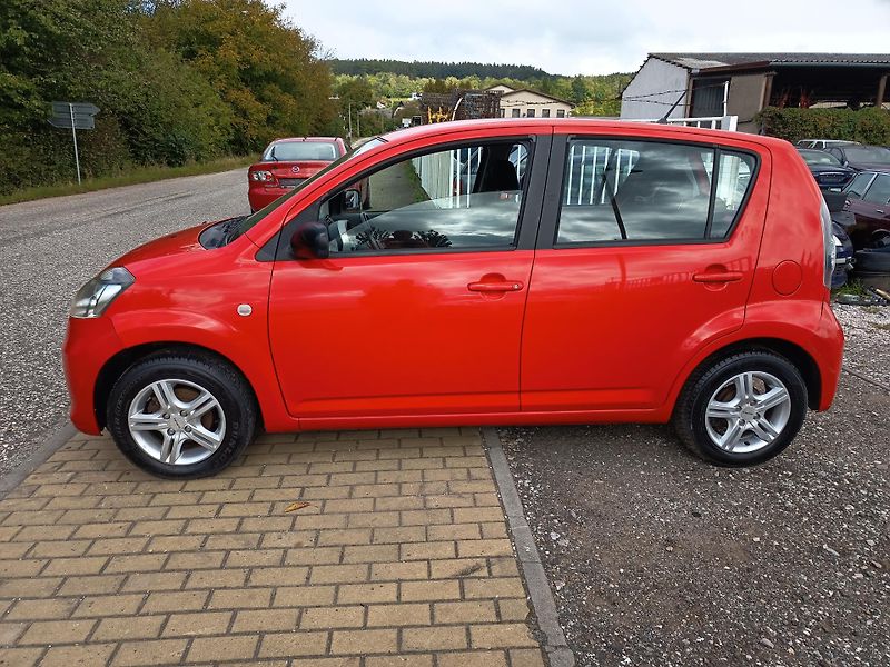 Subaru Justy (2009) 1.0 51kw - fotka 25 z 44