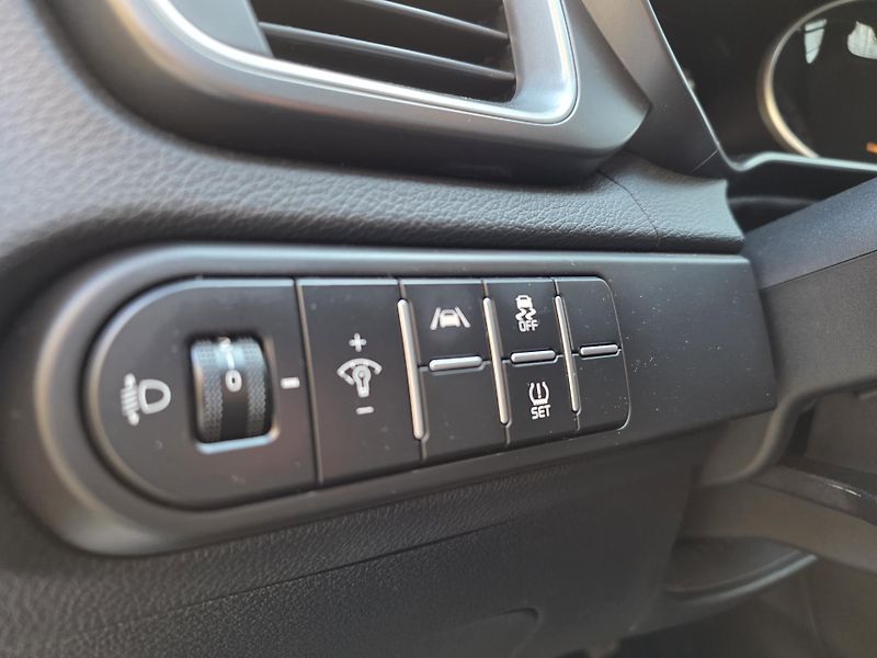 Kia Ceed 1.5-NAVI-KAMERA-AUTOMAT - fotka 13 z 14