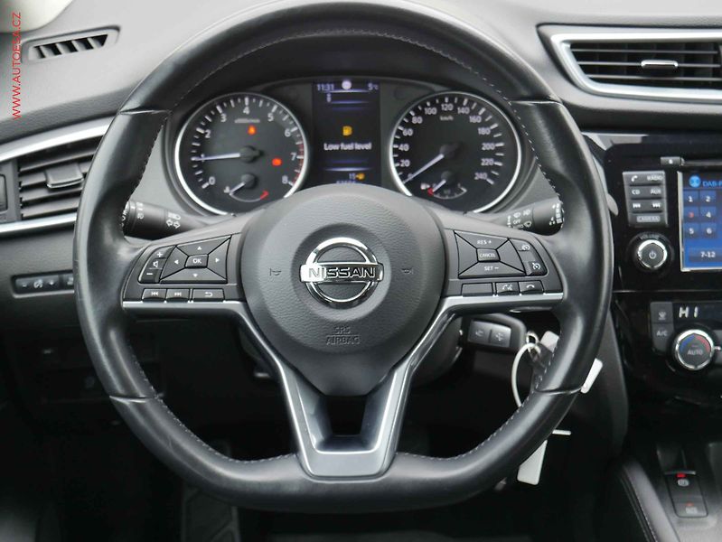 Nissan Qashqai (2018) 1.6DiG-T, ČR, Acenta - fotka 13 z 18