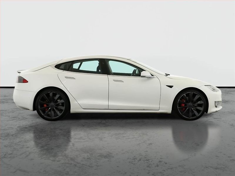 Tesla Model S (2017) 100D, SoH 93% - fotka 6 z 21