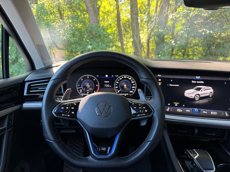 Volkswagen Touareg (2018) - fotka 11 z 28
