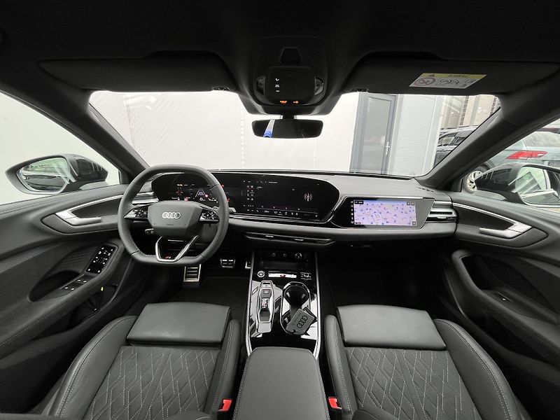 Audi A5 2.0TDi Quattro 150kW S-Line - fotka 6 z 23