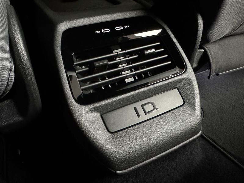 Volkswagen ID.4 Pro 150kW IQ Light Tepelko - fotka 16 z 47