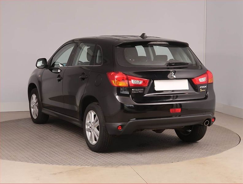 Mitsubishi ASX (2014) 1.6 MIVEC, ČR,1.maj - fotka 4 z 15