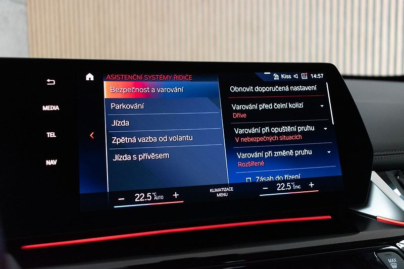 BMW X1 xDrive23d TAŽNÉ*2xKOLA*DPH*ČR* - fotka 35 z 46