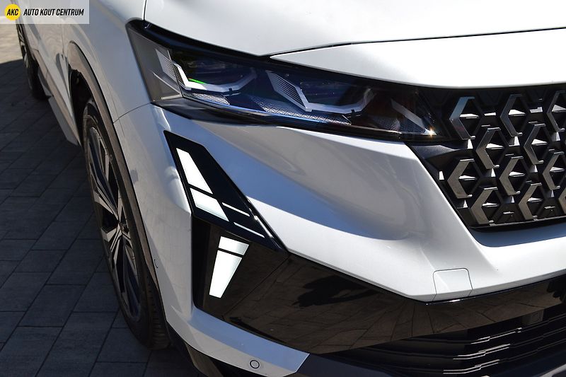 Renault Espace ICONIC E-TECH FULL HYBRID 200k - fotka 9 z 73