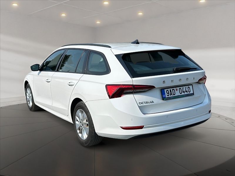 Škoda Octavia 2,0 TDI 85 Ambition - fotka 4 z 11