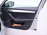 Škoda Octavia 1,6 TDI Ambition Xenon CZ DPH - náhled 12