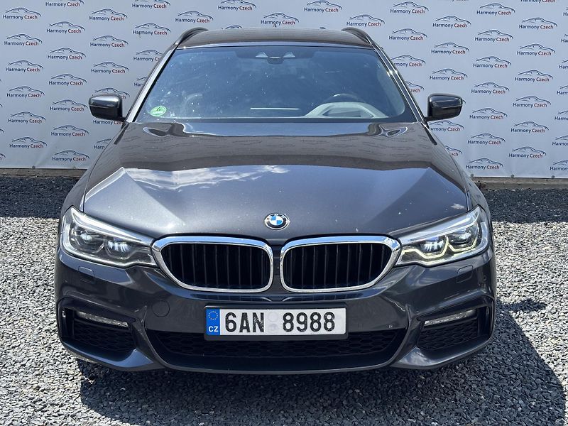 BMW Řada 5 (2017) 540iX Drive, 250kW, ČR, DPH - fotka 2 z 18