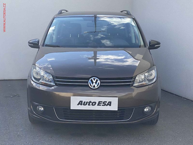 Volkswagen Touran (2012) 1.2TSi - fotka 2 z 18