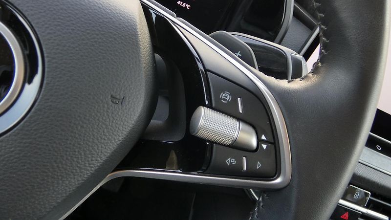 Škoda Kodiaq 2,0 TDi Selection 142 kW 4x4 D - fotka 13 z 28