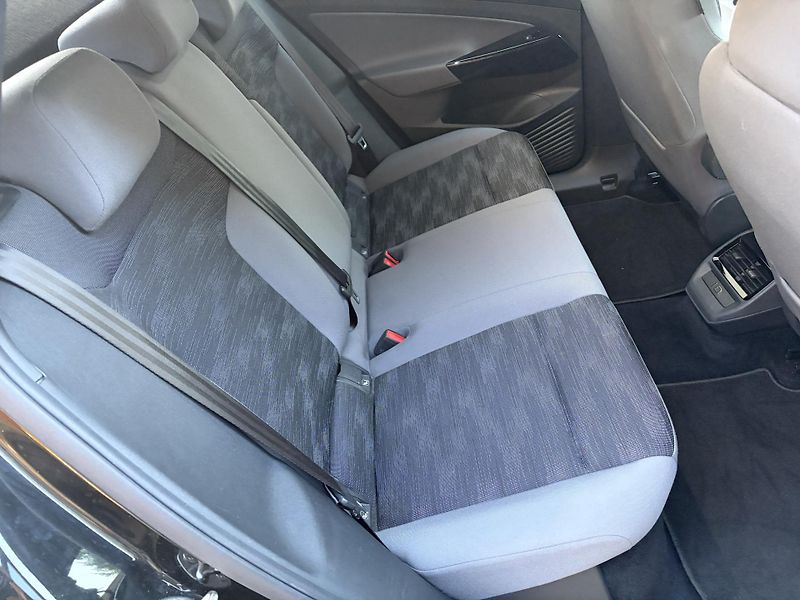Volkswagen ID.4 (2022) PRO 77kwh,Matrix, 94%,T.cerpad - fotka 9 z 11