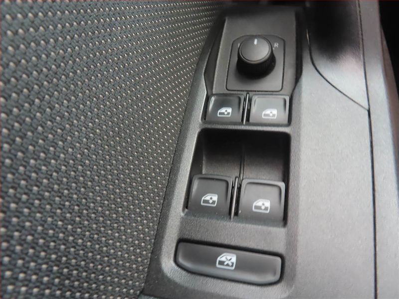 Seat Arona (2020) Xperience 1.0 TSI, ČR,1.maj - fotka 14 z 15