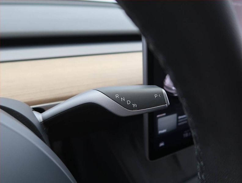 Tesla Model Y (2022) Long Range AWD 79kWh, SoH 93% - fotka 12 z 33