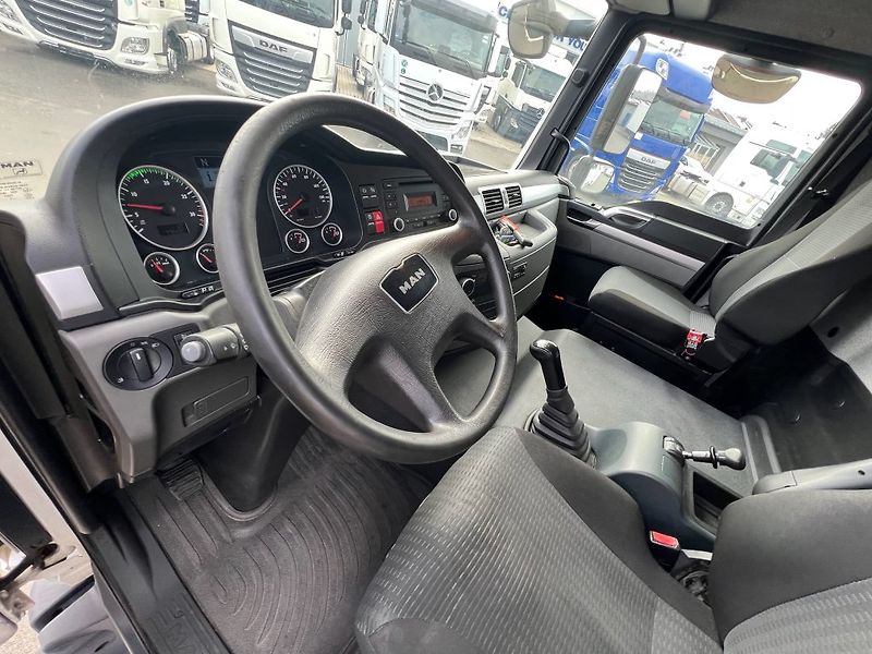 MAN TGL12.220 EURO 6 Carrier Xario - fotka 15 z 20