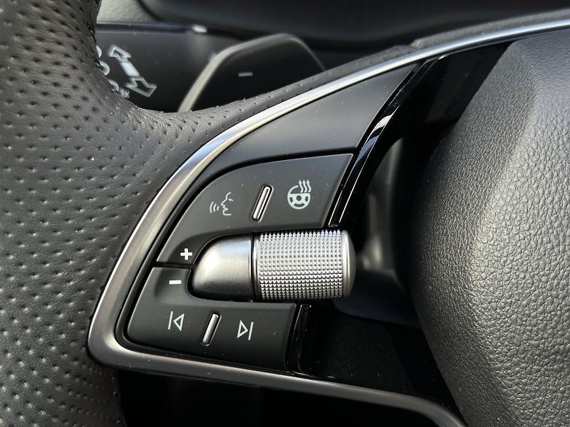 Škoda Karoq 1.5TSi DSG 150PS Sportline Mat - fotka 17 z 46