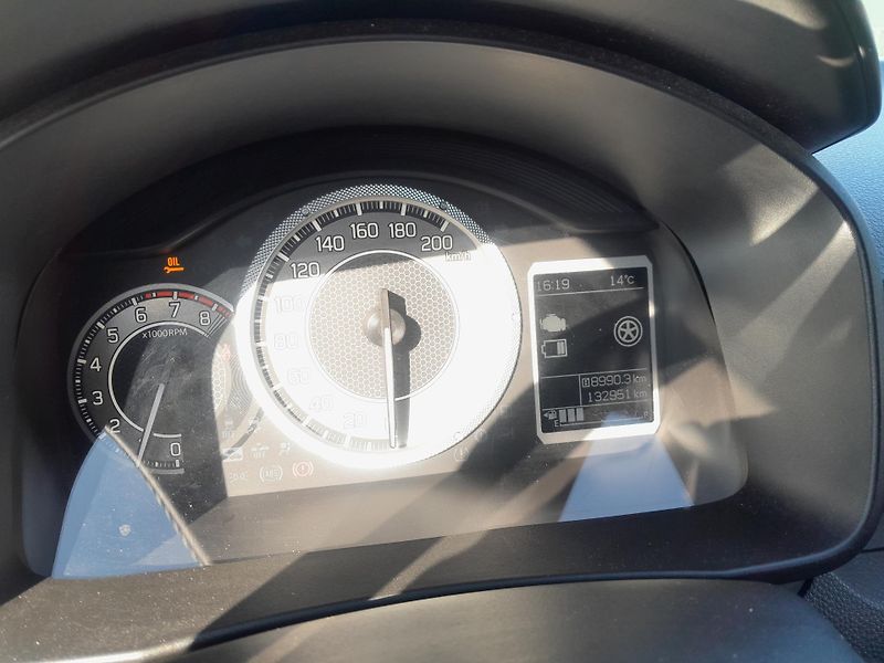 Suzuki Ignis (2020) 1,2 Hybrid serviska 2x klíč - fotka 12 z 13