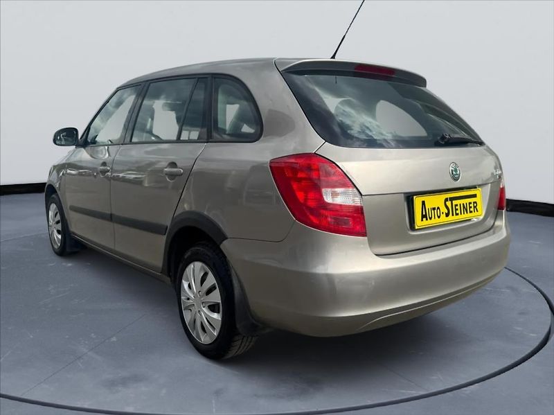 Škoda Fabia 1,2 HTP - fotka 7 z 17