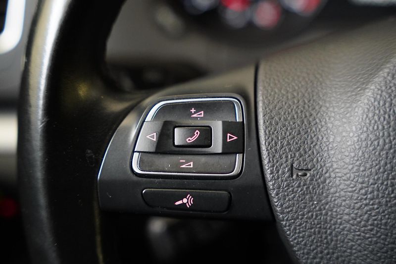 Volkswagen Sharan - fotka 16 z 28