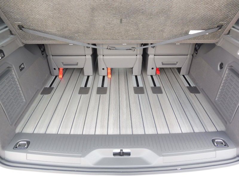 Volkswagen Multivan (2025) Long Life 2,0 TDI 110kW DSG - fotka 23 z 30