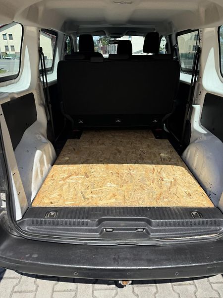 Citroën Jumpy (2019) POLOKOMBI L2 1,5HDi 120k - fotka 11 z 12