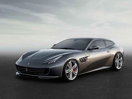 Ferrari GTC4Lusso.