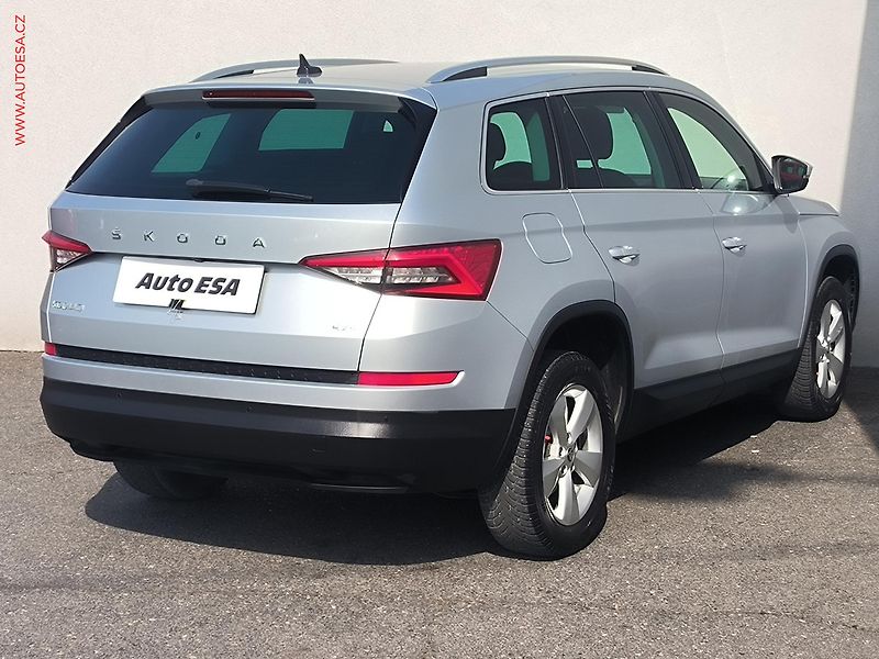 Škoda Kodiaq (2020) 2.0 TDi 4x4, ČR, Style, DSG - fotka 4 z 28