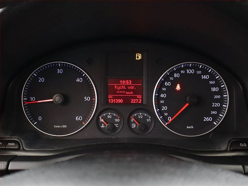 Volkswagen Golf (2009) 1.9 TDI, Serv.kniha, po STK - fotka 9 z 13