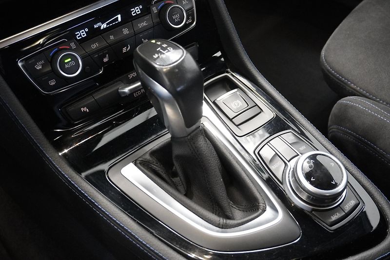 BMW Řada 2 GRAN TOURER XDRIVE M-SPORT AUT - fotka 15 z 29
