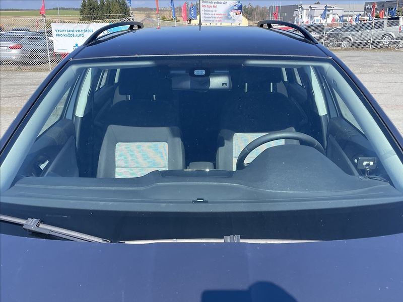 Škoda Octavia 2,0 TDi 103kw CFH Euro5 - fotka 25 z 32