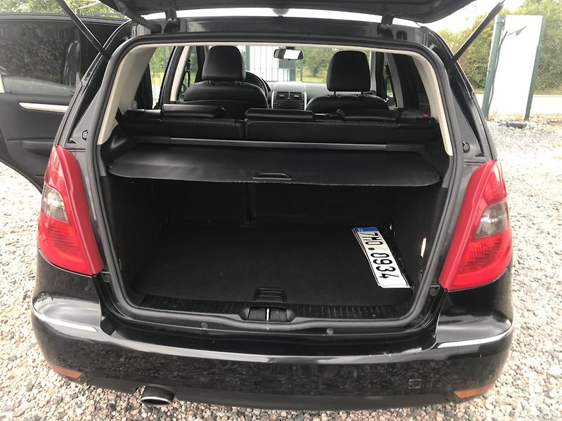 Mercedes-Benz Třídy A - fotka 14 z 15