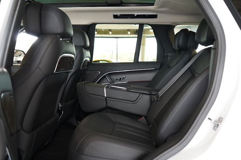 Land Rover Range Rover P530 Autobiography, MERIDIAN - fotka 44 z 50