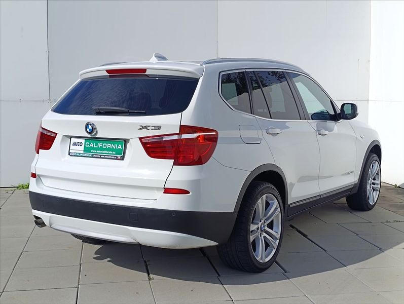 BMW X3 2,0 D X-drive aut. Kůže Bi-xen - fotka 7 z 53